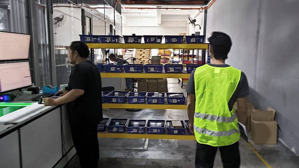 Is Warehouse Automation Worth It? Here's the ROI Breakdown.
